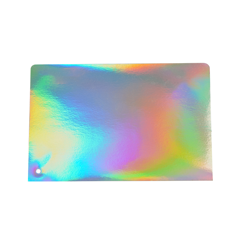 Kiinteä holografinen kartonki