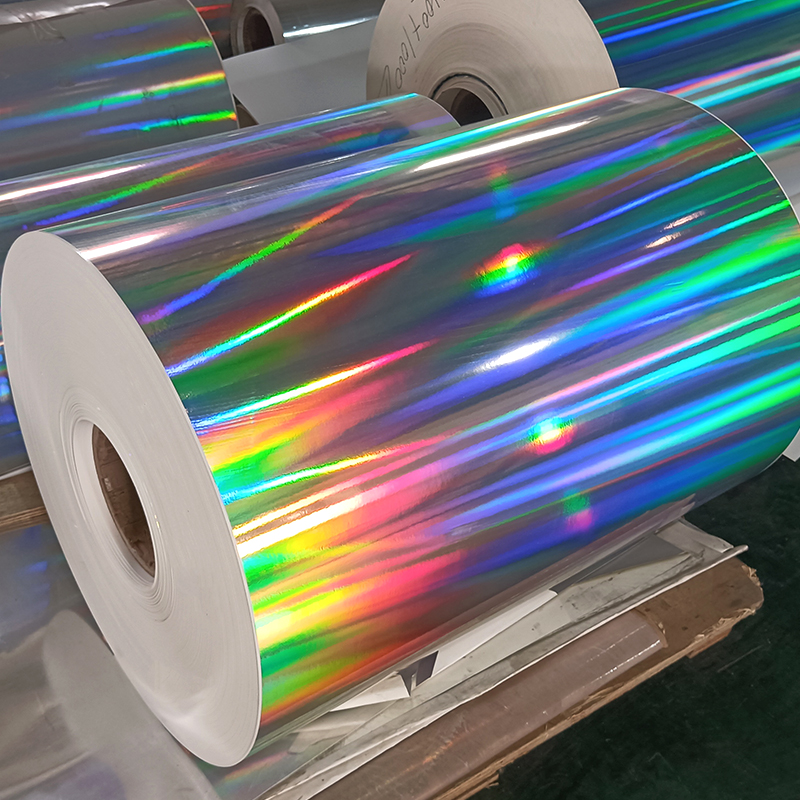 Kiinteä holografinen kartonki